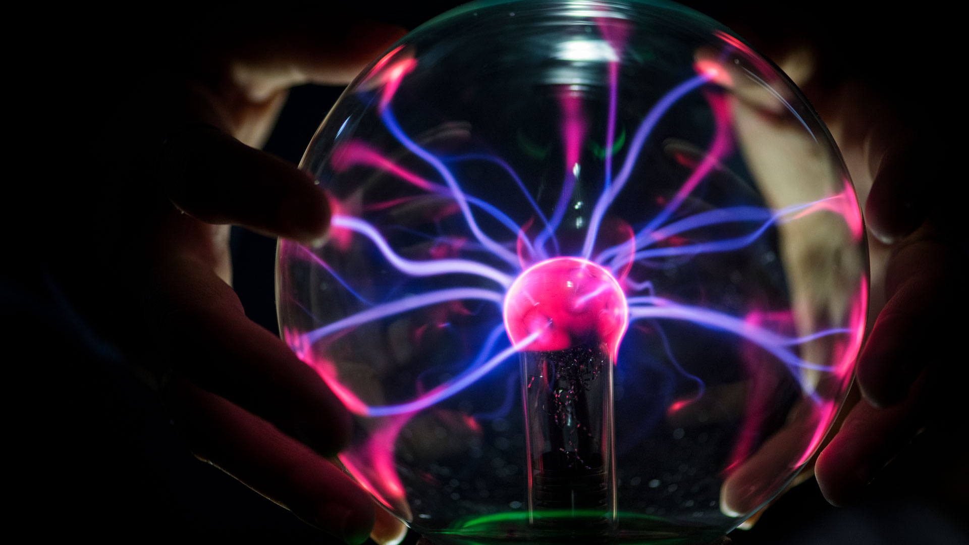 What is Present dilemma of modern physics: